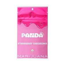 Photograph of product: Panda - Strawberry Cheesecake - Chocolate Bar - 100mg
