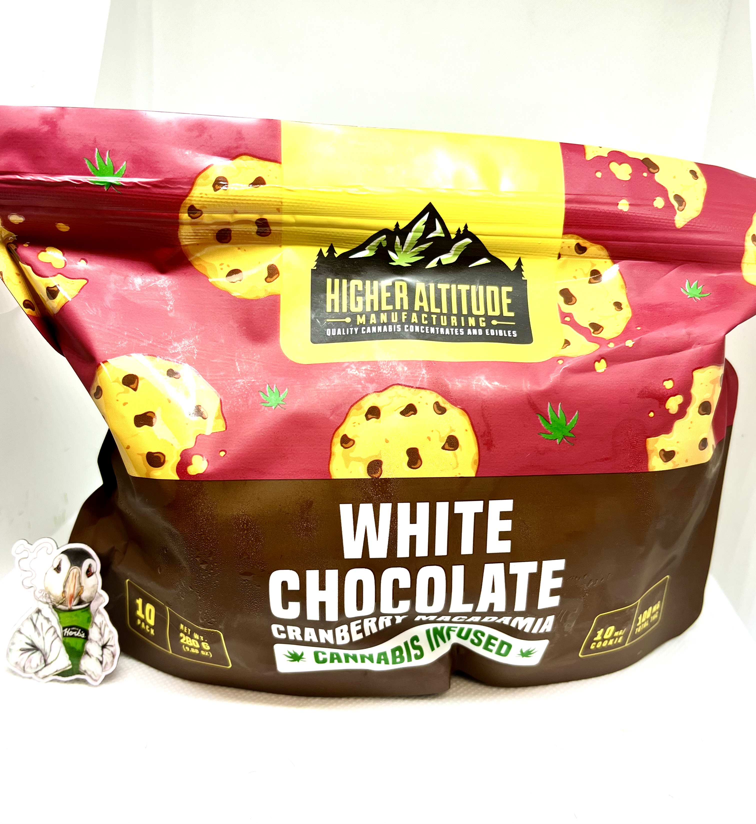 Photograph of product: White Chocolate Cranberry Macadamia Nut (100mg) Hybrid Cookies 10pk by Higher Altitude