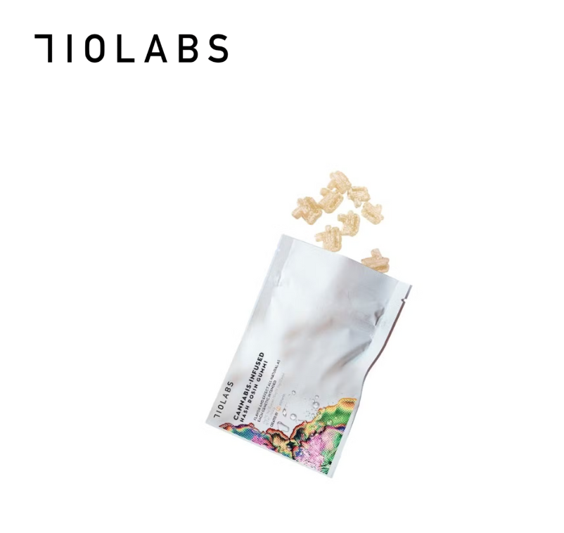Photograph of product: LUNAR Z 100MG HASH ROSIN INFUSED 10 PACK GUMMIES