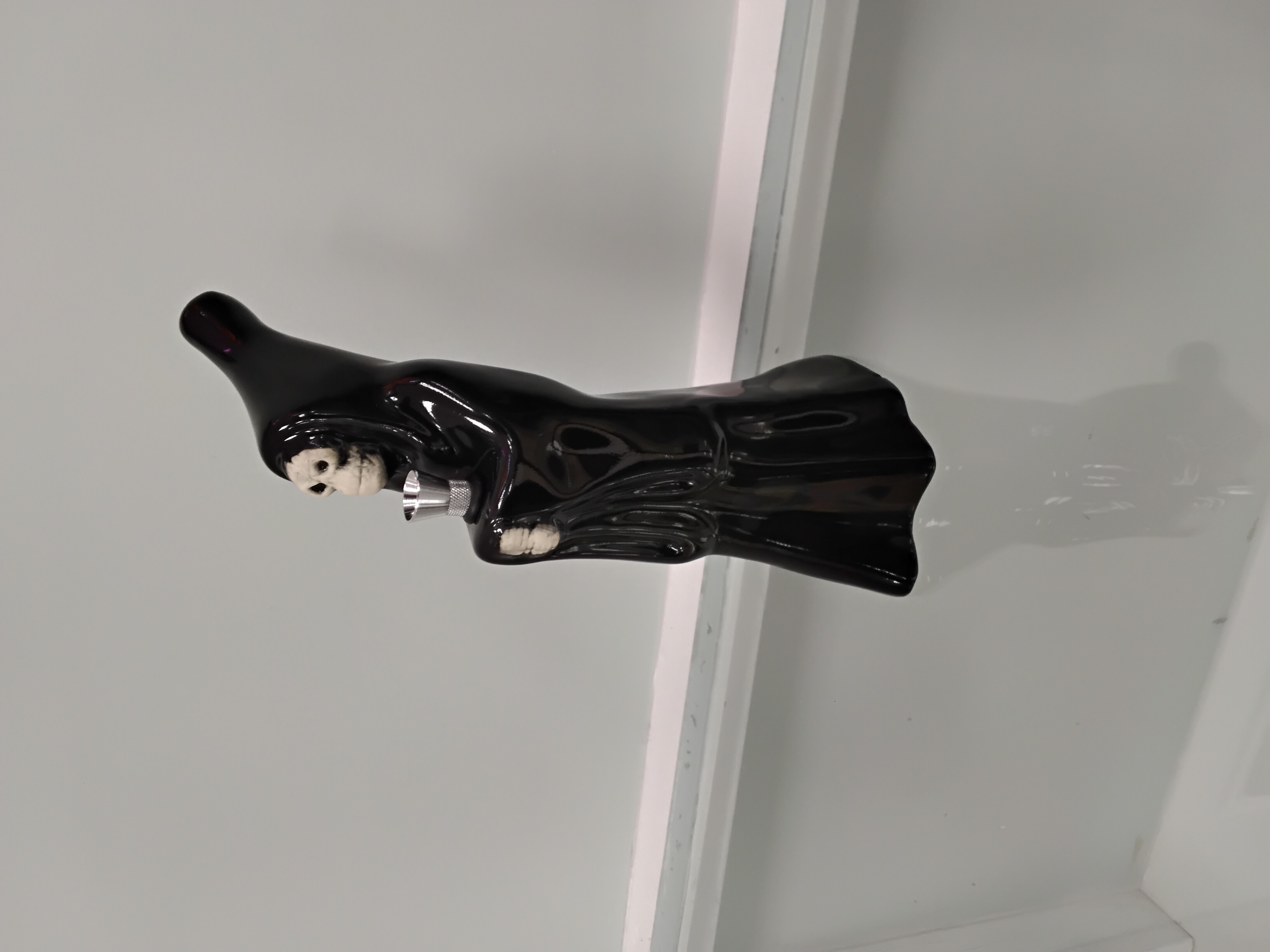 Photograph of product: Grim Reaper Waterpipe