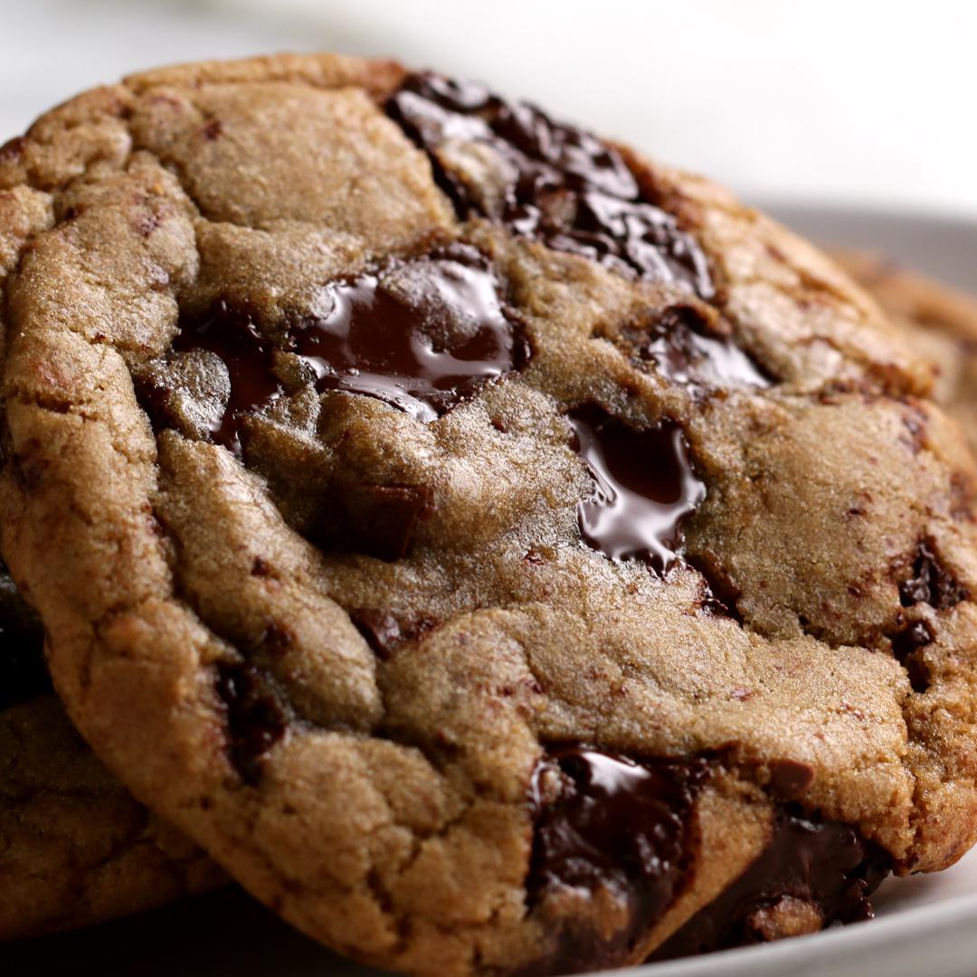 Photograph of product: Dope Roots Canna Cookies - Chocolate Chip
