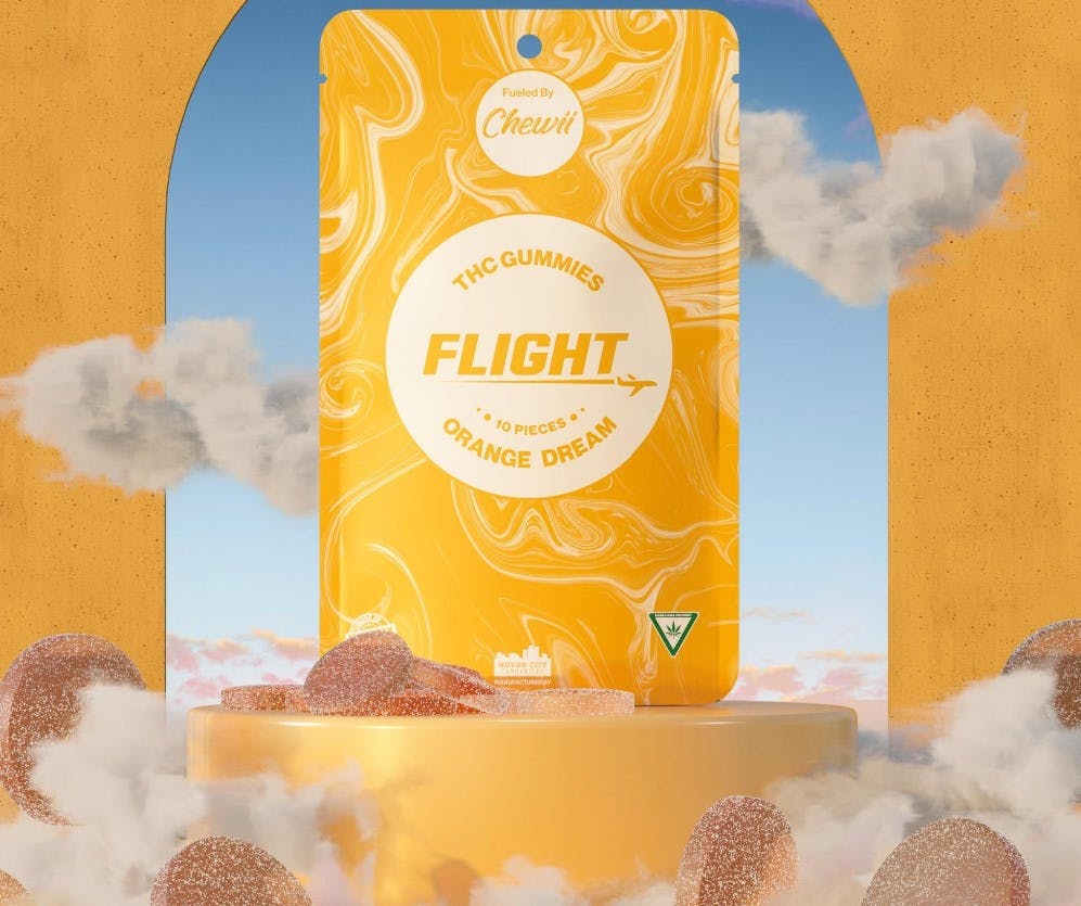 Photograph of product: Flight | Orange Dream | 200mg | Gummies