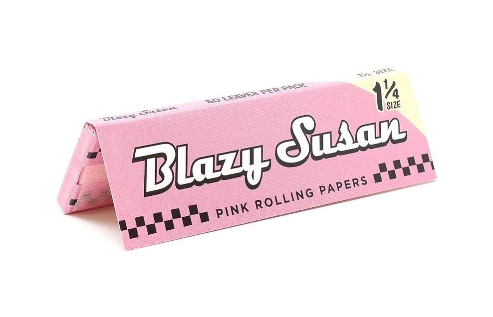 Photograph of product: Pink | 1 1/4 Rolling Papers | 50 pack