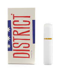 Photograph of product: District Oui'd Lemon Royale Liquid Diamonds & Sauce Disposable