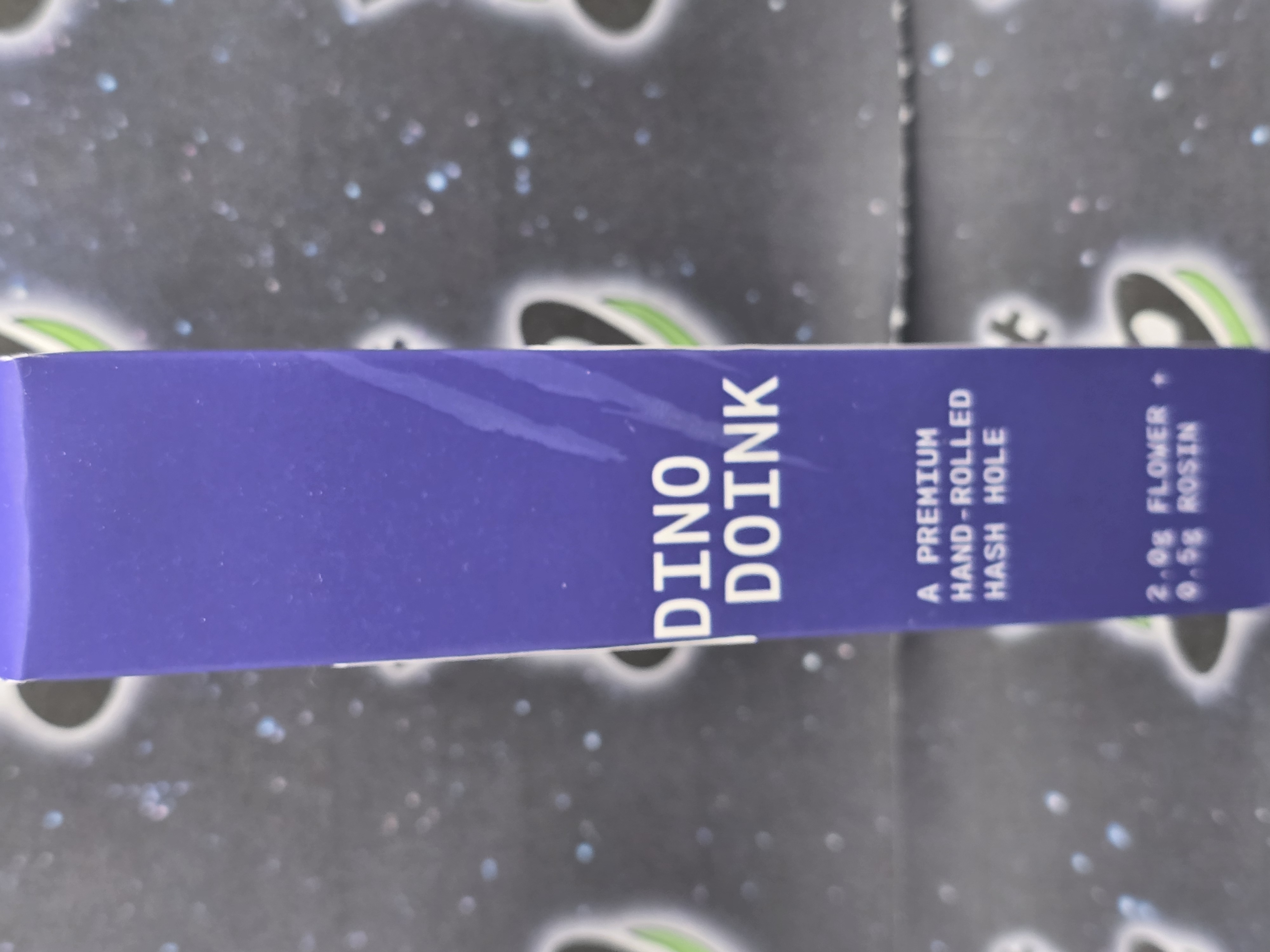 Photograph of product: Apex x Craft | Front Porch Peachin' Dino Doink | 2g Peach Ring Flower x Front Porch Sittin' Rosin