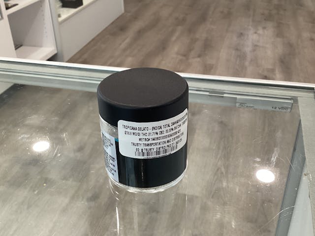 Photograph of product: Tropicana Gelato - 