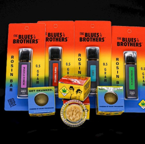 Photograph of product: Blues Brothers - Mango Tropics - Disposable