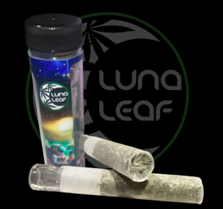 Photograph of product: LUNA LEAF | Rainbow Runtz x Cap Junky | Lunar Landing (H)