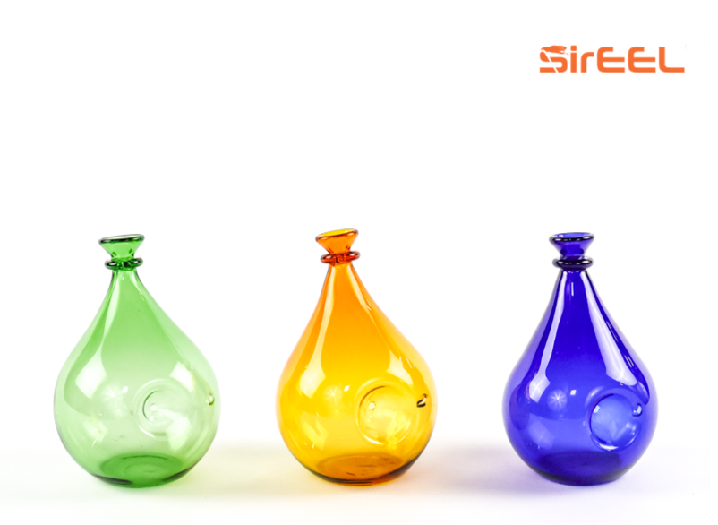 Photograph of product: Hand Pipe I sirEEL I Balloon Knot Assorted Colors (4")