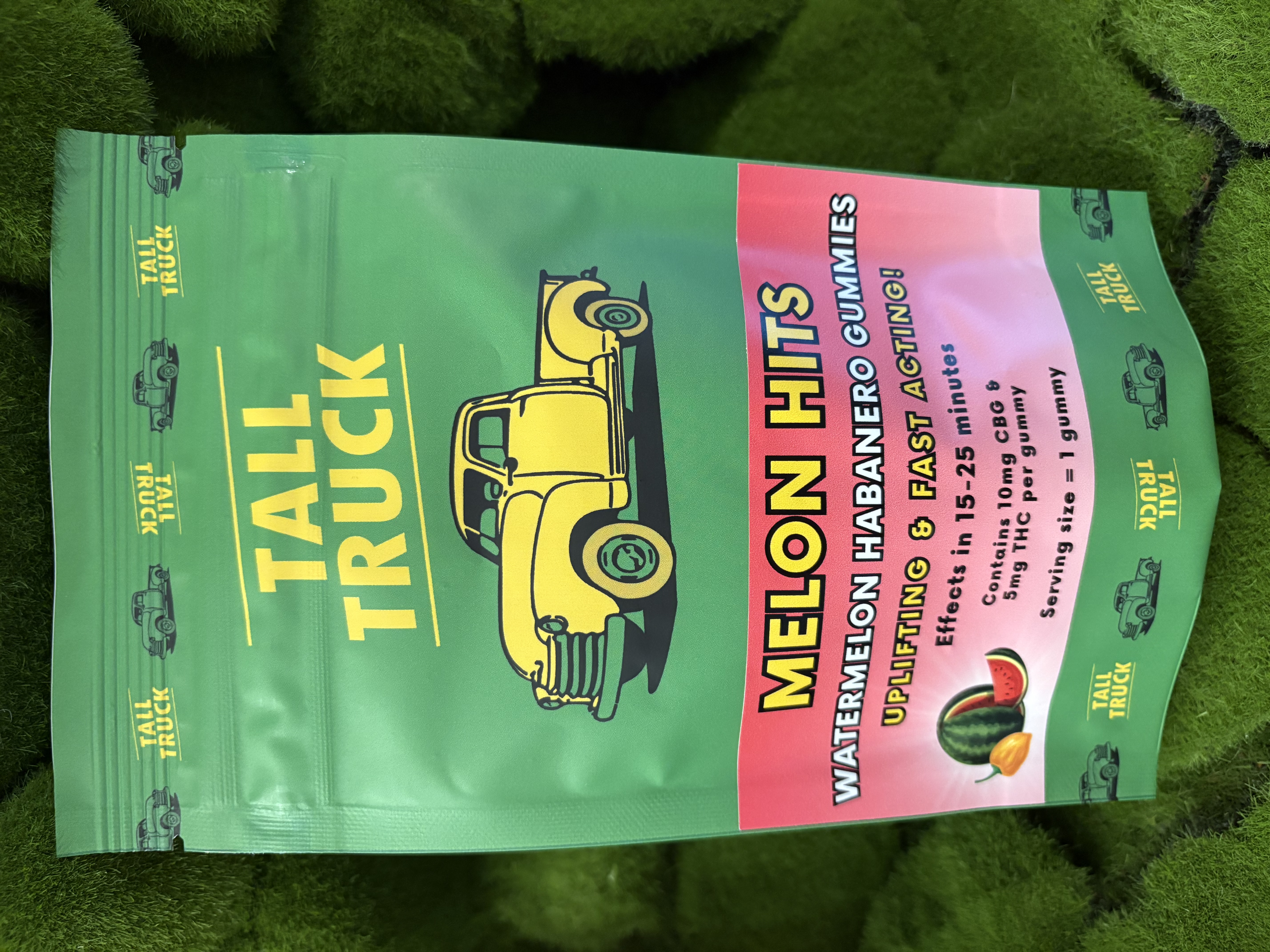 Photograph of product: 100mg Edible Pack | 1:2 TH-oui:CBG Watermelon Habenaro Melon Hits Gummies | Tall Truck!