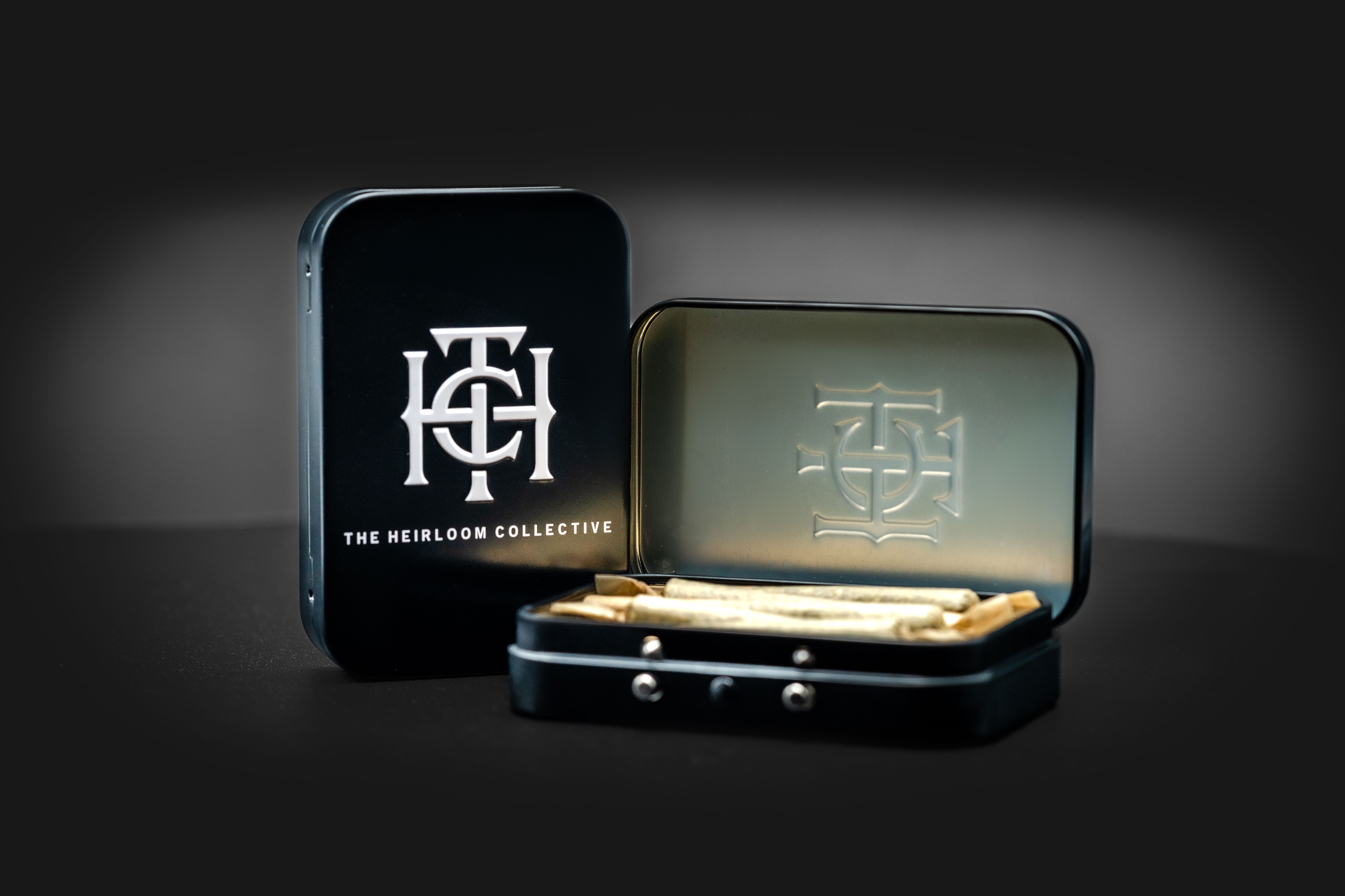 Photograph of product: Papusas .5g Pre-Roll 5 Pack The Heirloom Collective