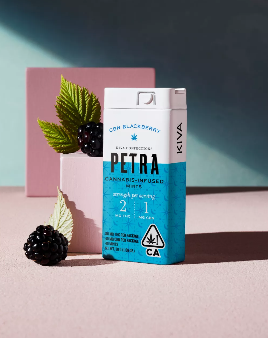 Photograph of product: Kiva Petra Mints Blackberry CBN 2.5:1