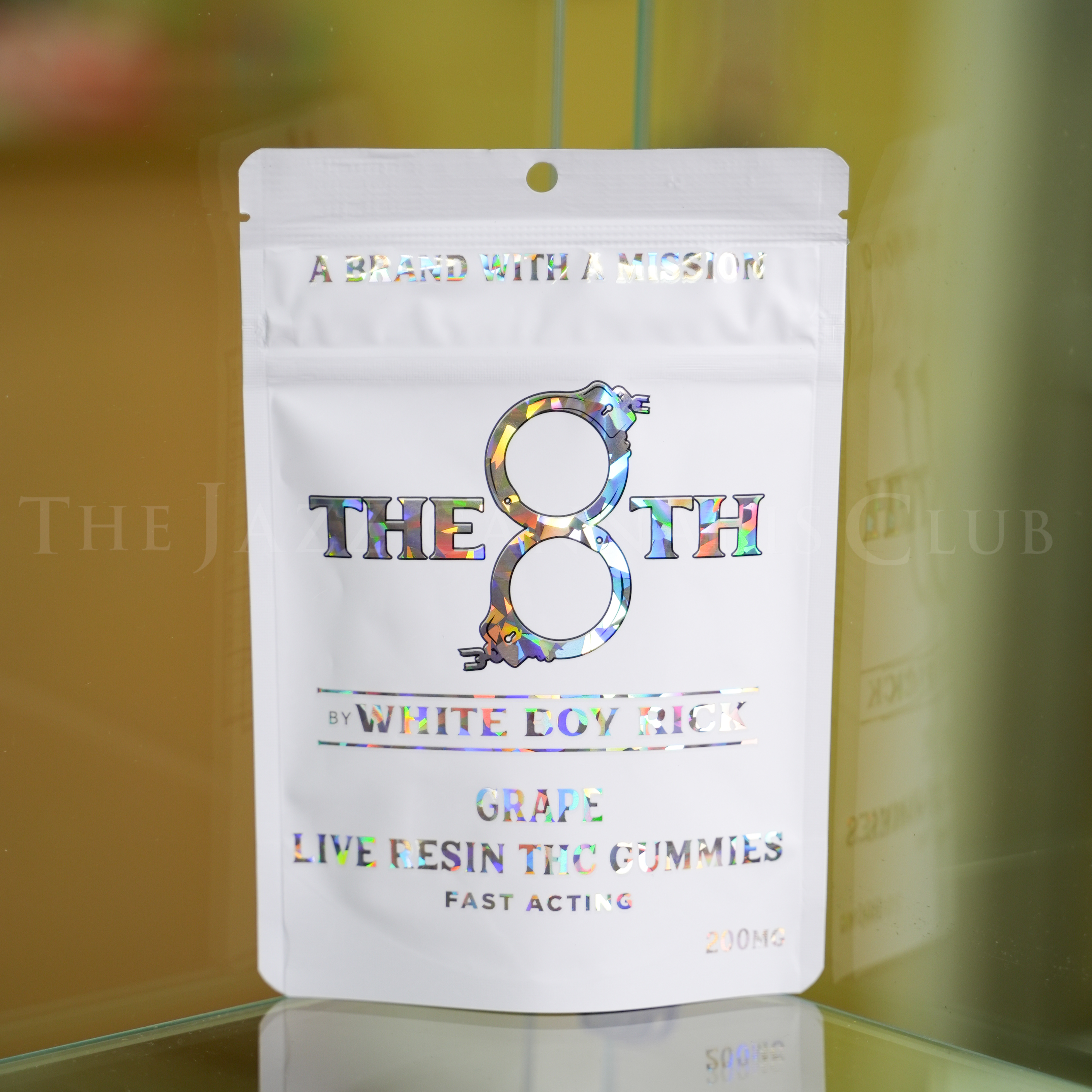 Photograph of product: The 8th White Boy Rick - 200mg Live Resin Gummies Grape