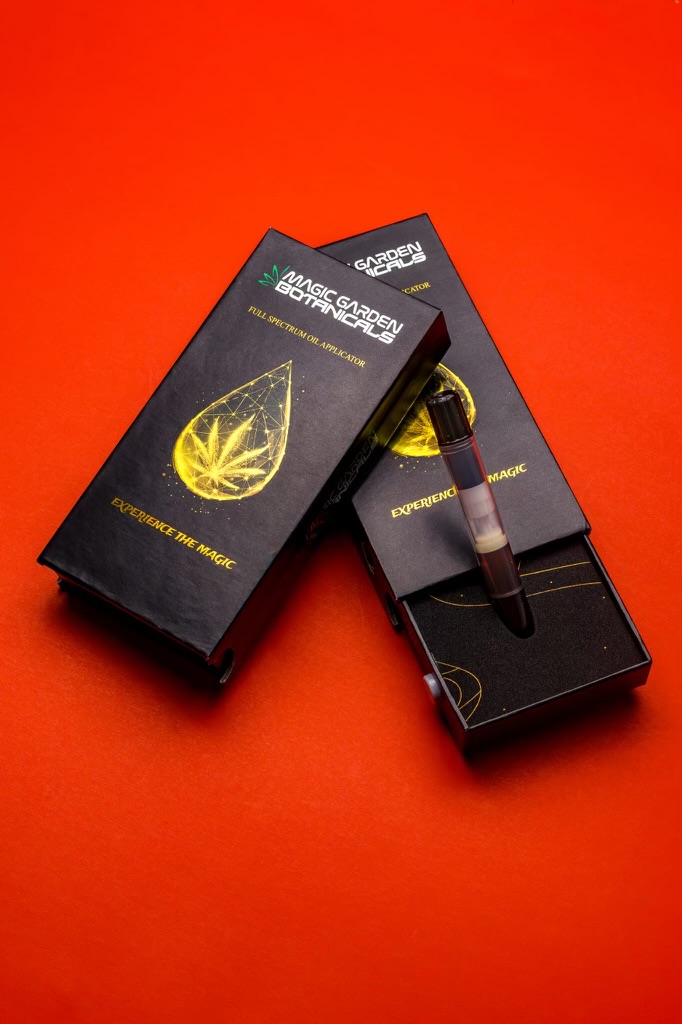 Photograph of Product: Magic Garden "The Click" Full Spectrum Oil Applicator - Chemspill