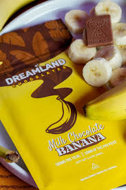 Photograph of product: (14788) Dreamland 100mg Milk Chocolate Banana