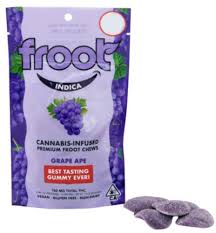 Photograph of product: Froot Gummies Grape Ape 100mg