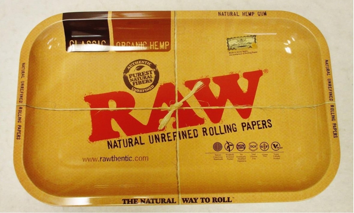 Photograph of product: RAW Classic High-Sided Metal Rolling Tray | 11x7"