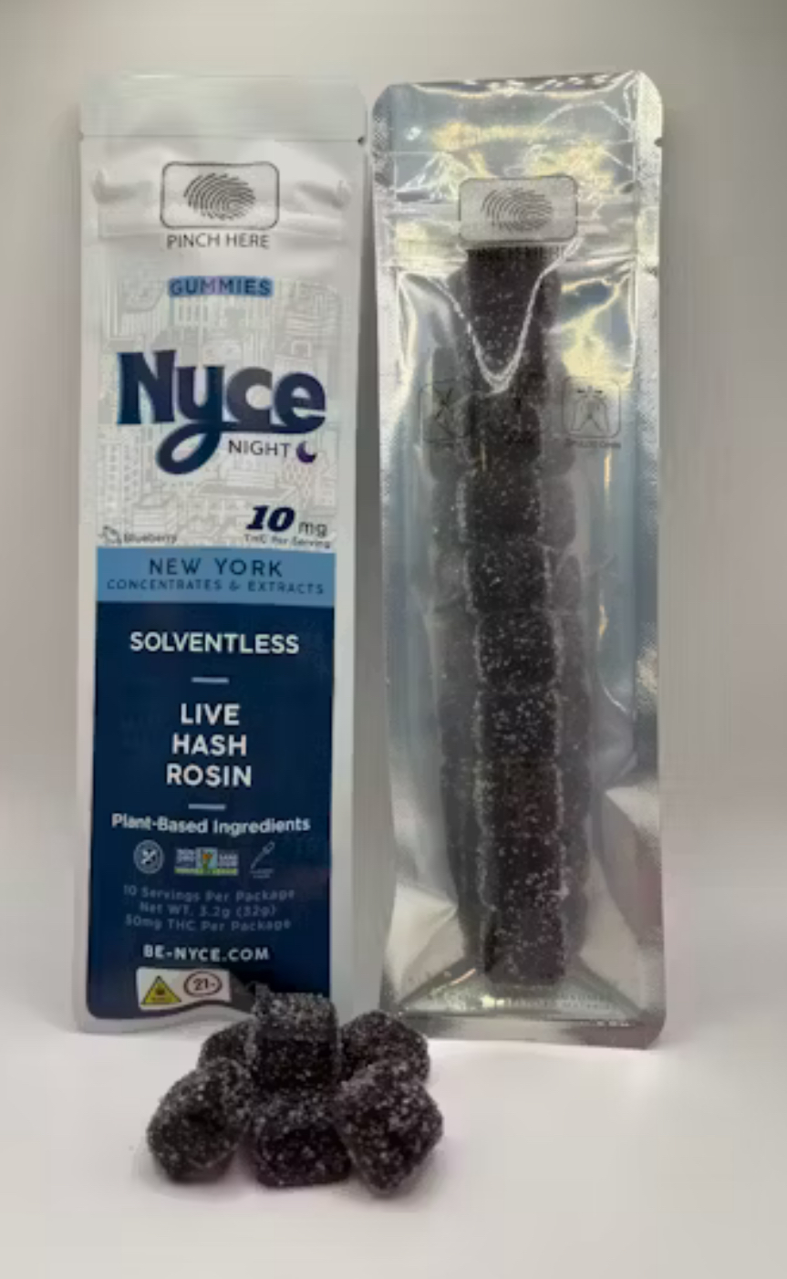 Photograph of product: Nyce - Gummy - Blueberry - 100mg