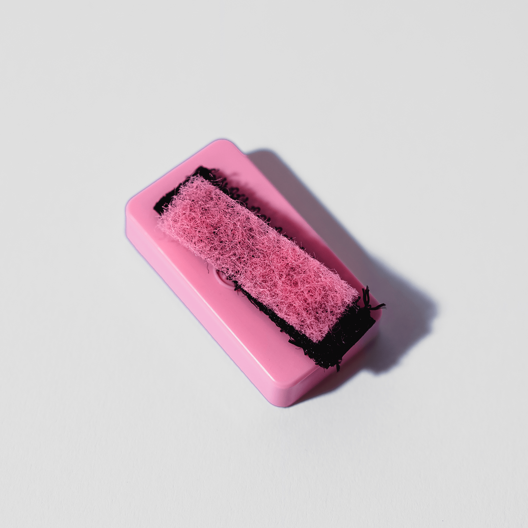 Photograph of product: Blazy Susan - Magnetic Resin Blaster Scrubber