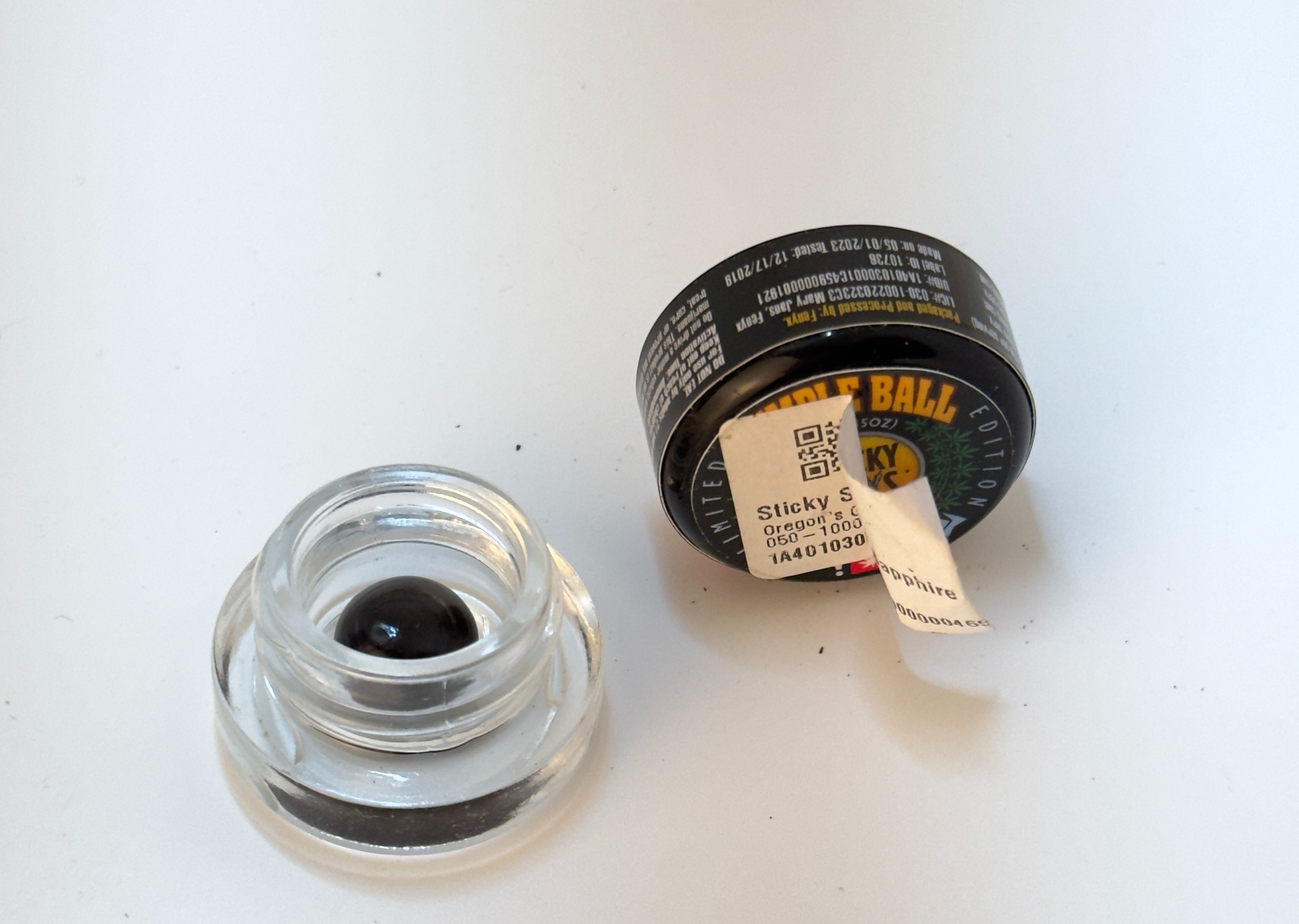 Photograph of product: Sticky Stixs - Sapphire Temple Ball