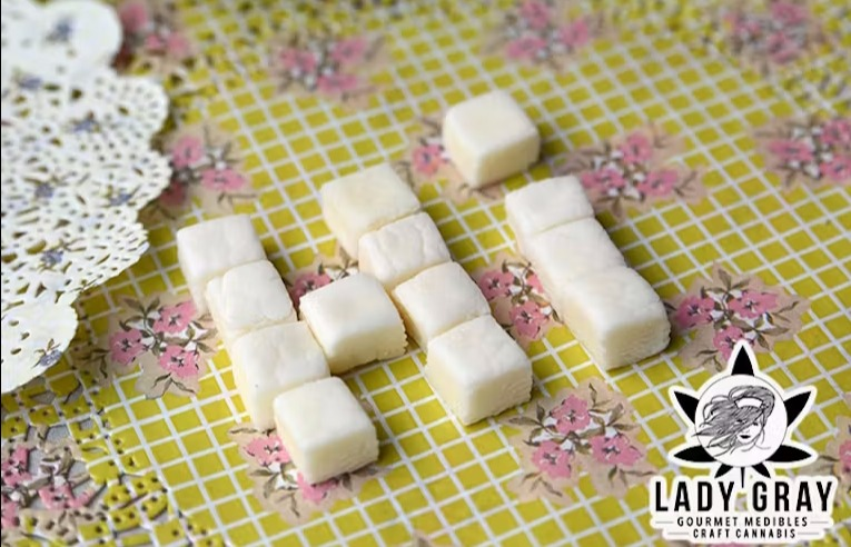 Photograph of product: Buttermints- Oui'd (100mg) Peppermint by Lady Gray