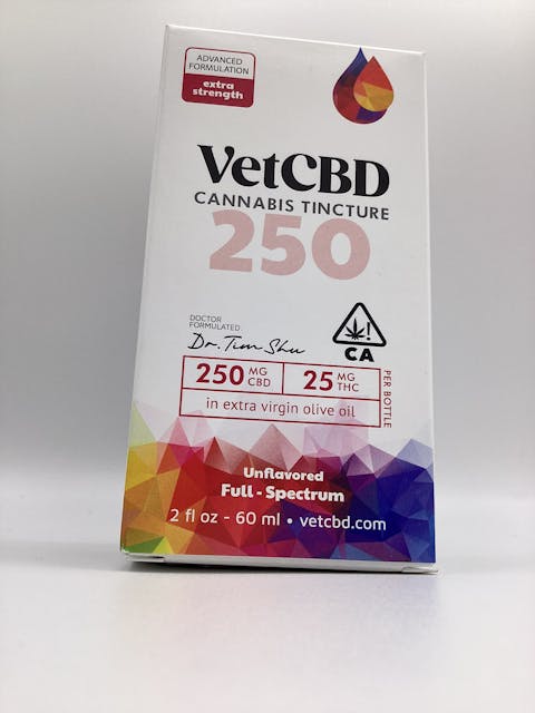 Photograph of product: 250mg - Tincture - 2oz (Red) - 