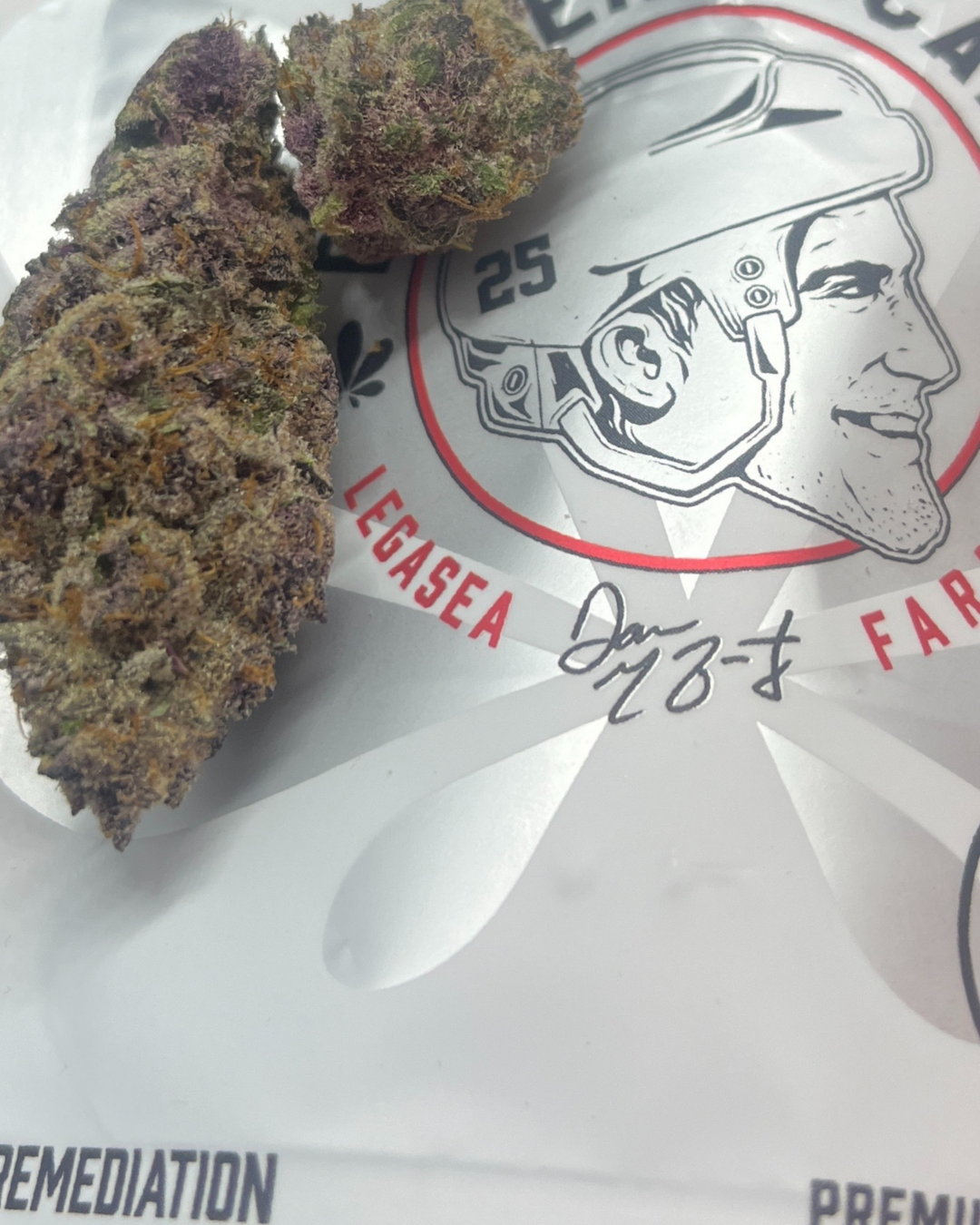 Photograph of product: Darren McCarty | Trop Cherry | Pre-Pack - 3.5g