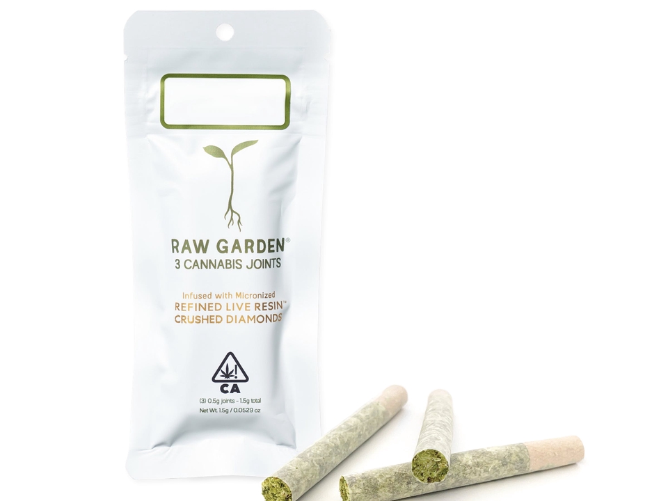 Photograph of product: Lemon Skunk Infused - Preroll-1.75g