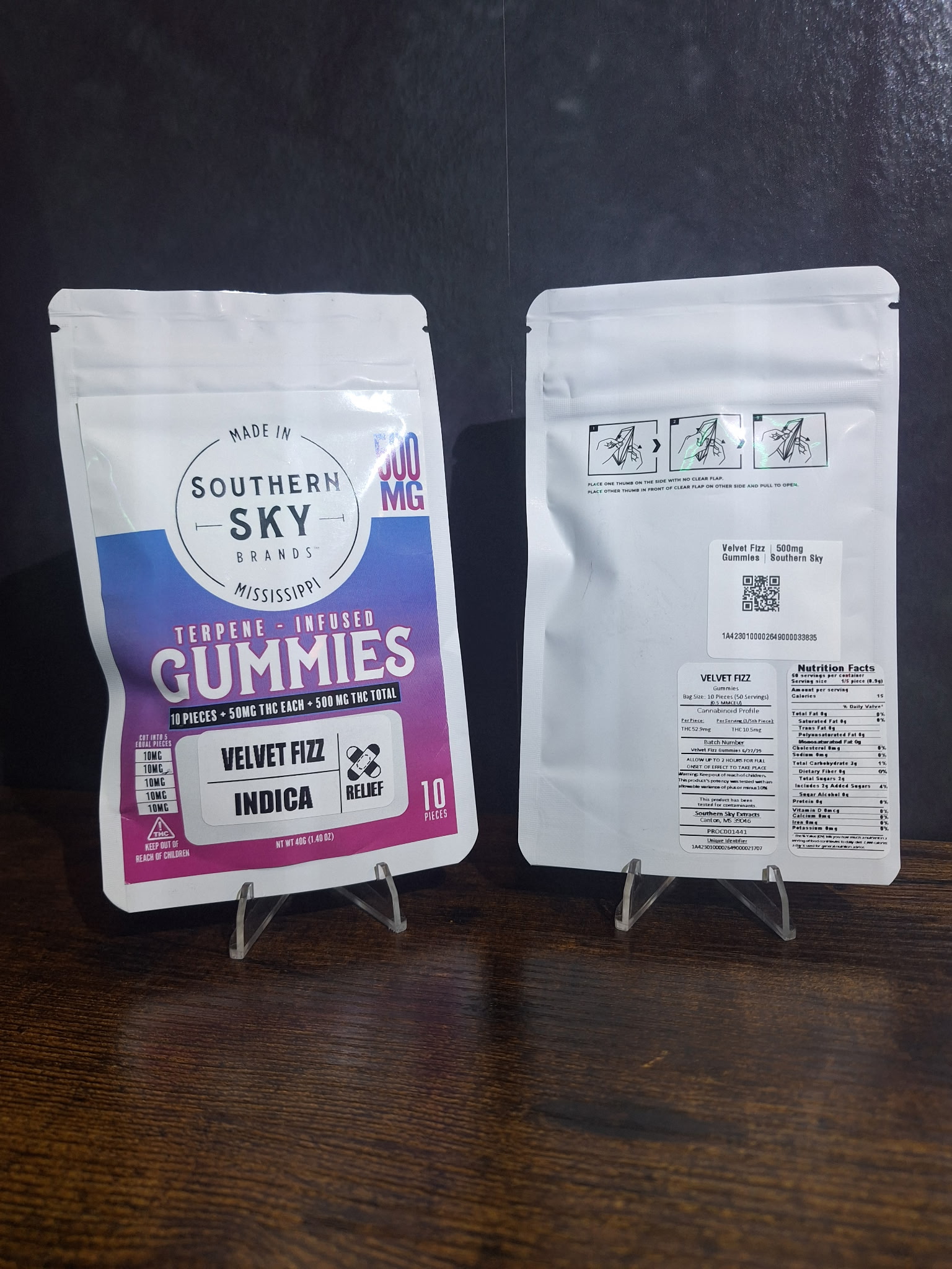 Photograph of product: Velvet Fizz Gummies | Southern Sky