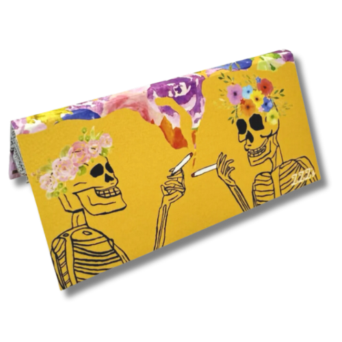 Photograph of product: ZZZ's Collective Queen of Flames King Size Slim Papers 32pk