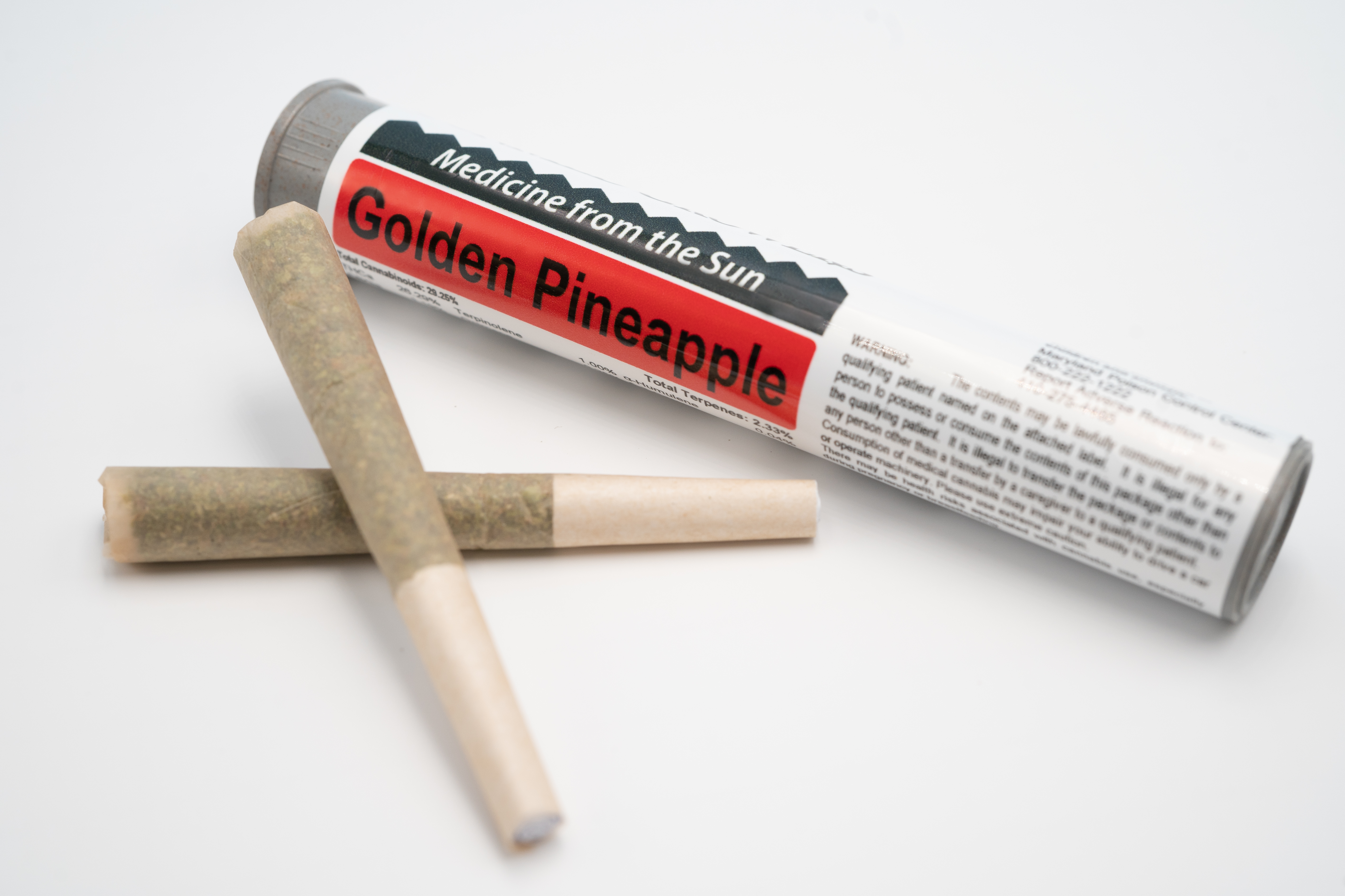 Photograph of product: SM Golden Pineapple 2x0.5g PRJ $10