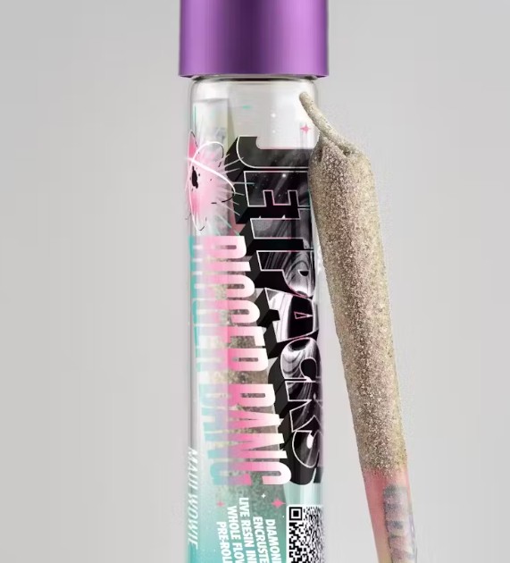 Photograph of product: Jetpacks | Maui Wowie | Oui'd | Bigger Bang Diamond Live Resin Infused Preroll | 1g