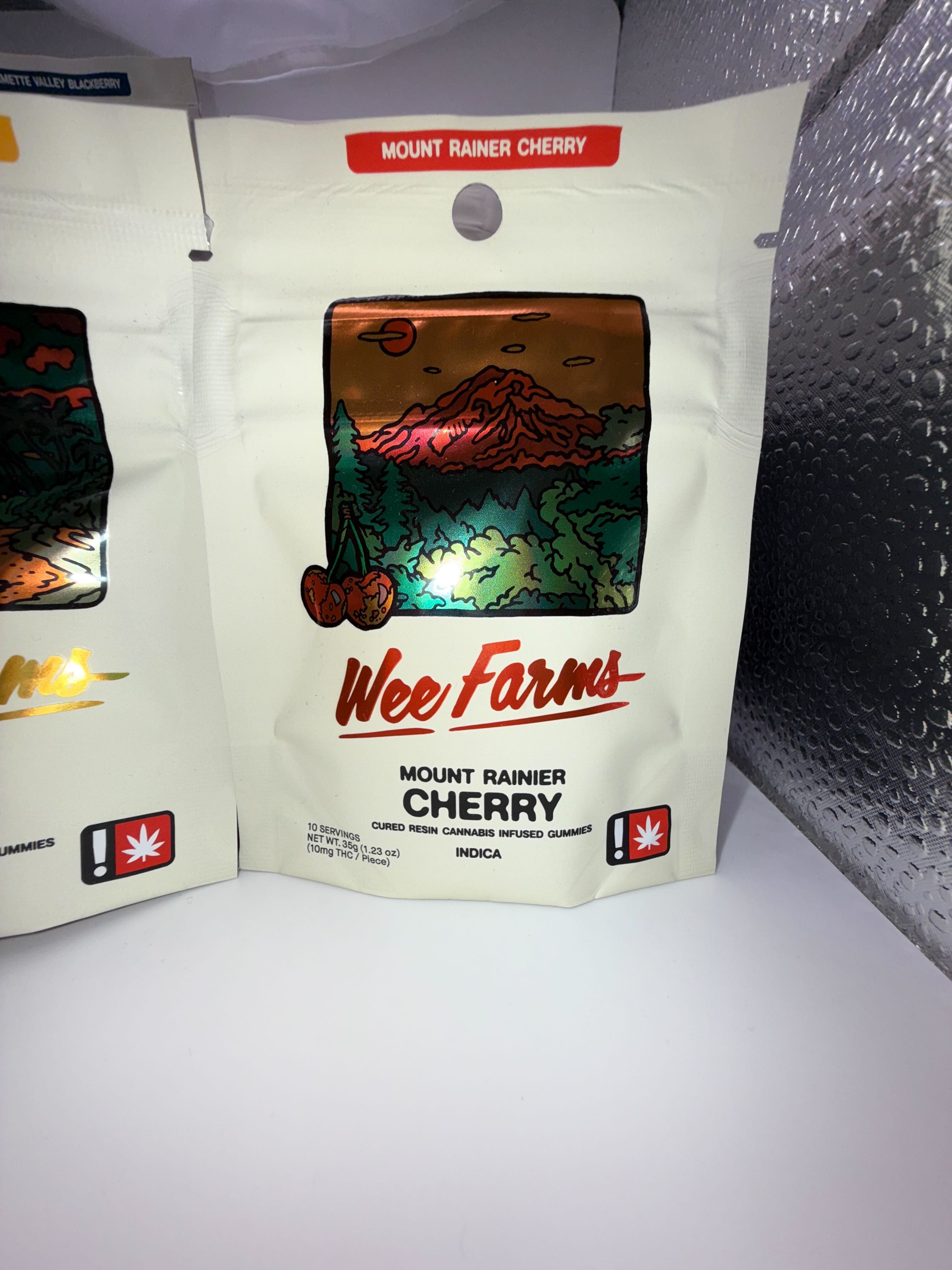 Photograph of product: Gummy | White Cherry | 10-Pack