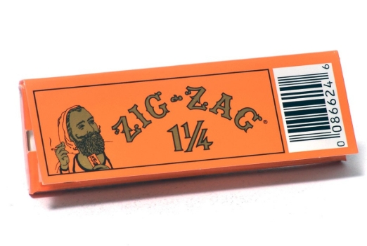 Photograph of product: Zig Zag | "Orange" Papers | 1 1/4