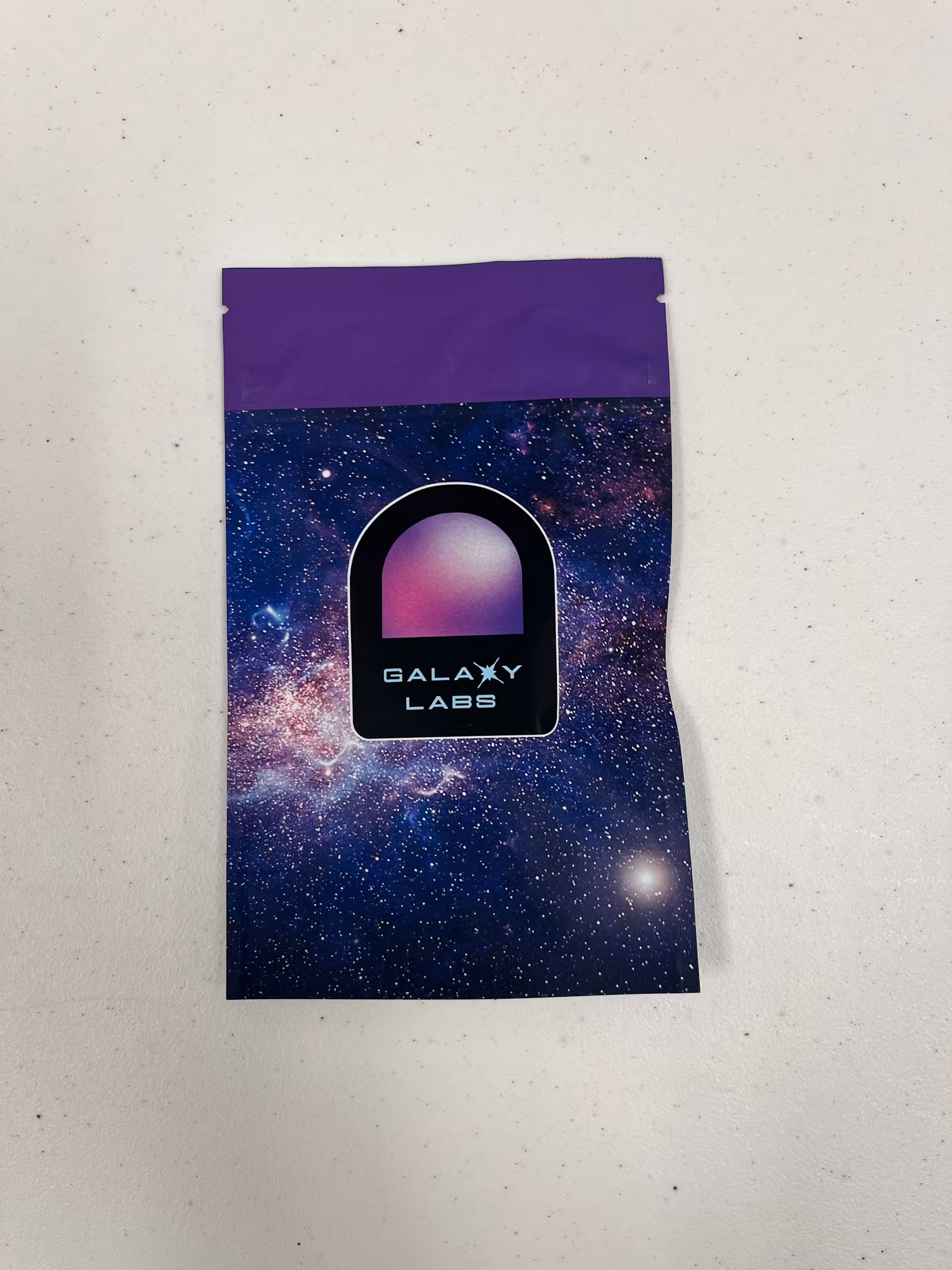 Photograph of product: Galaxy Labs | Cosmic Cherry Outer-Stellar Stars 10pk | 100mg
