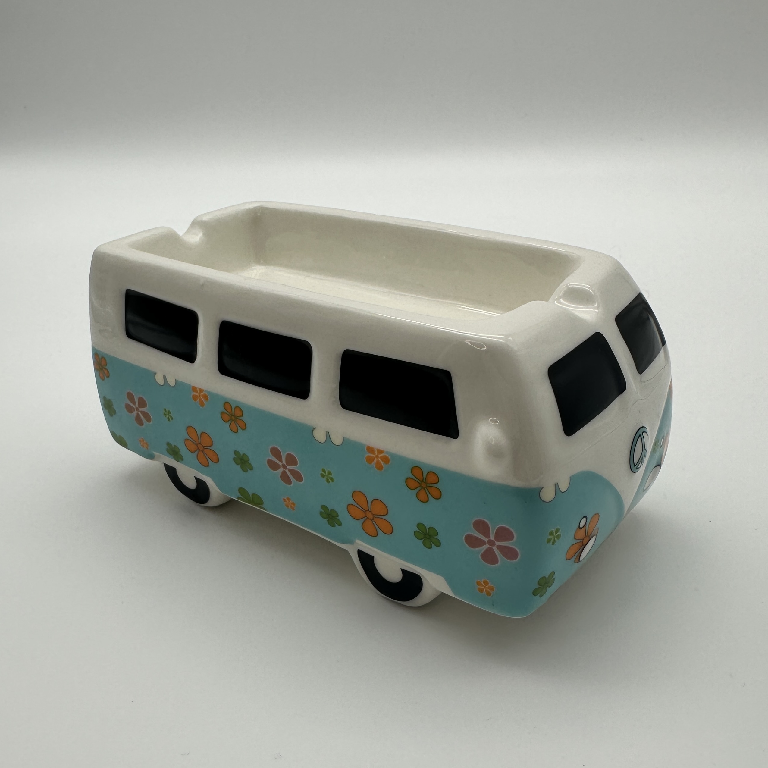 Photograph of product: Hippie Van VW Bus Ashtray