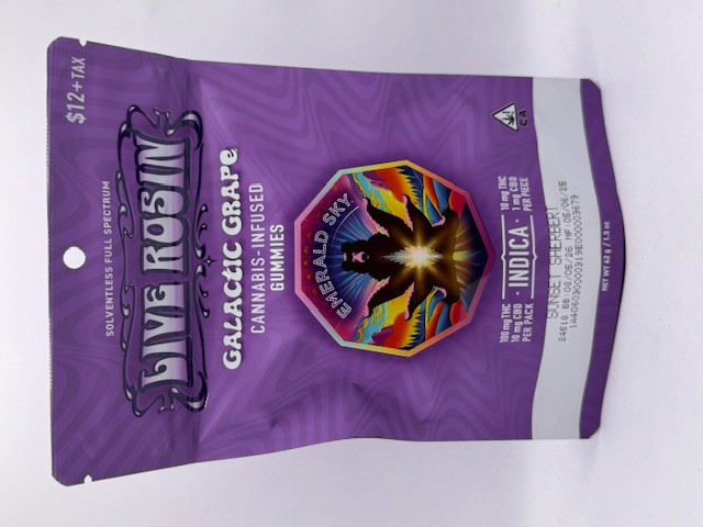 Photograph of product: Galactic Grape 100mg 10 Pack Live Rosin Gummies - Emerald Sky