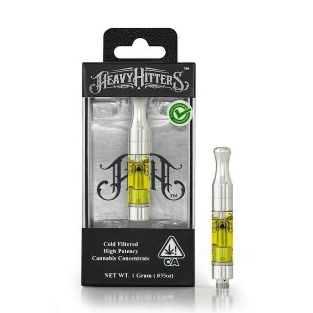 Photograph of product: Heavy Hitters | 1g - Strawberry Cough - Cartridge - Oui'd - 