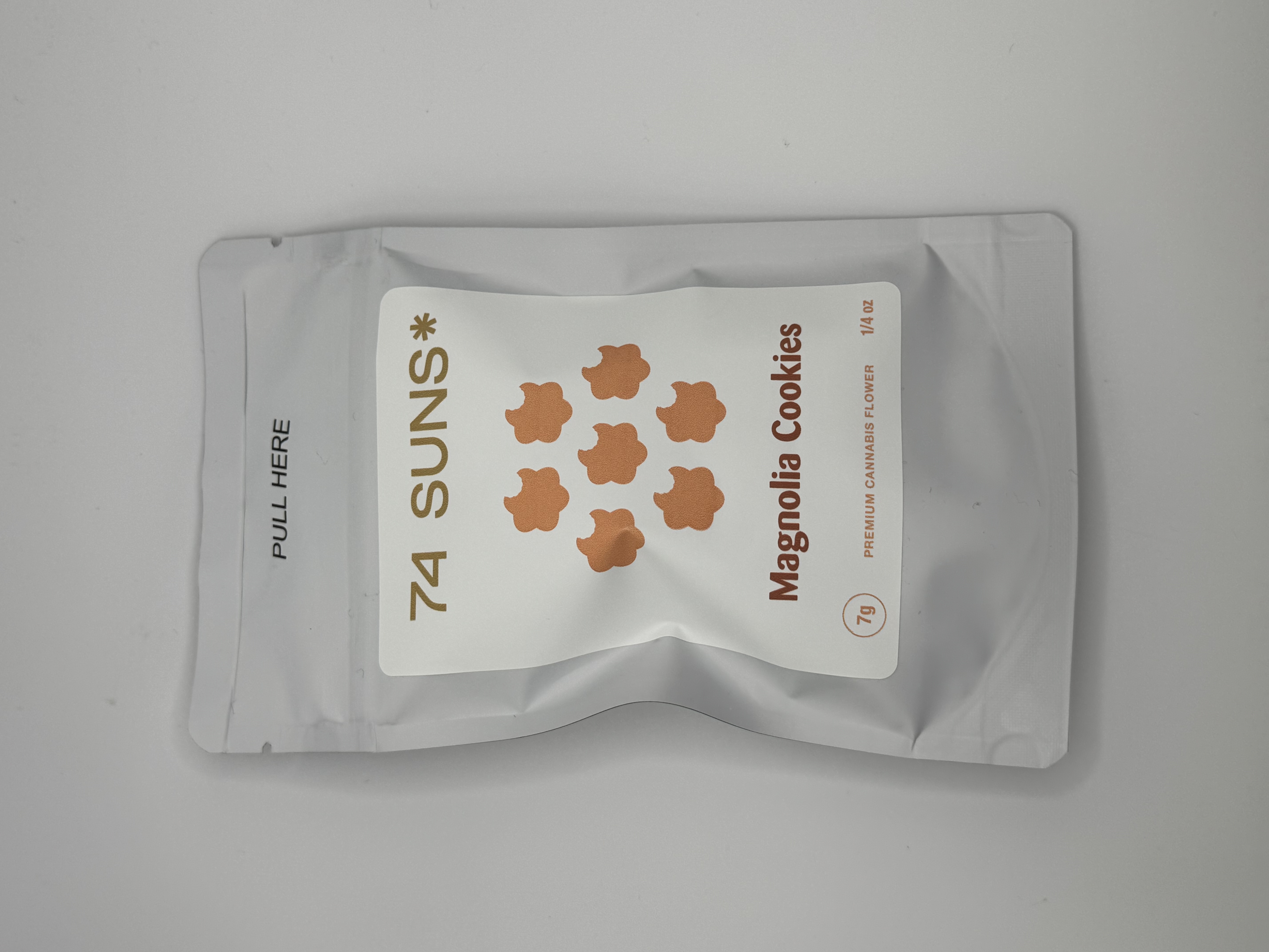 Photograph of product: Magnolia Cookies Flower - 7g