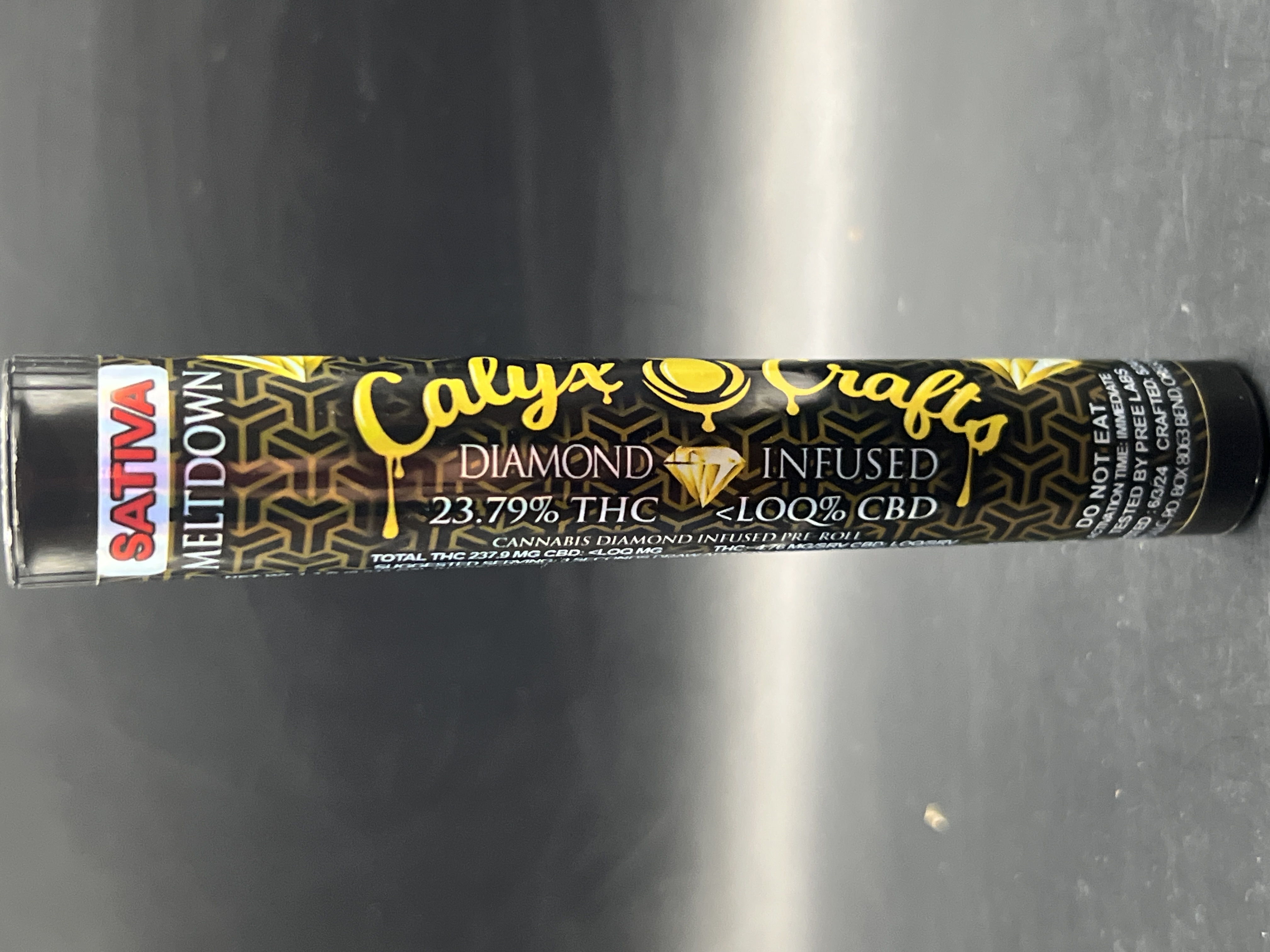 Photograph of product: Calyx Crafts 'Meltdown' Diamond Infused Pre-Roll