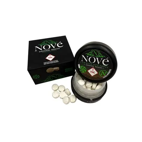 Photograph of product: Red Hot Dots Mints 100mg