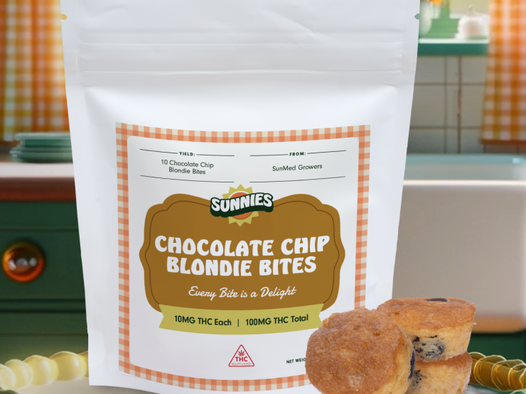 Photograph of product: Chocolate Chip Blondie Bites 10mg 10pk | 100mg