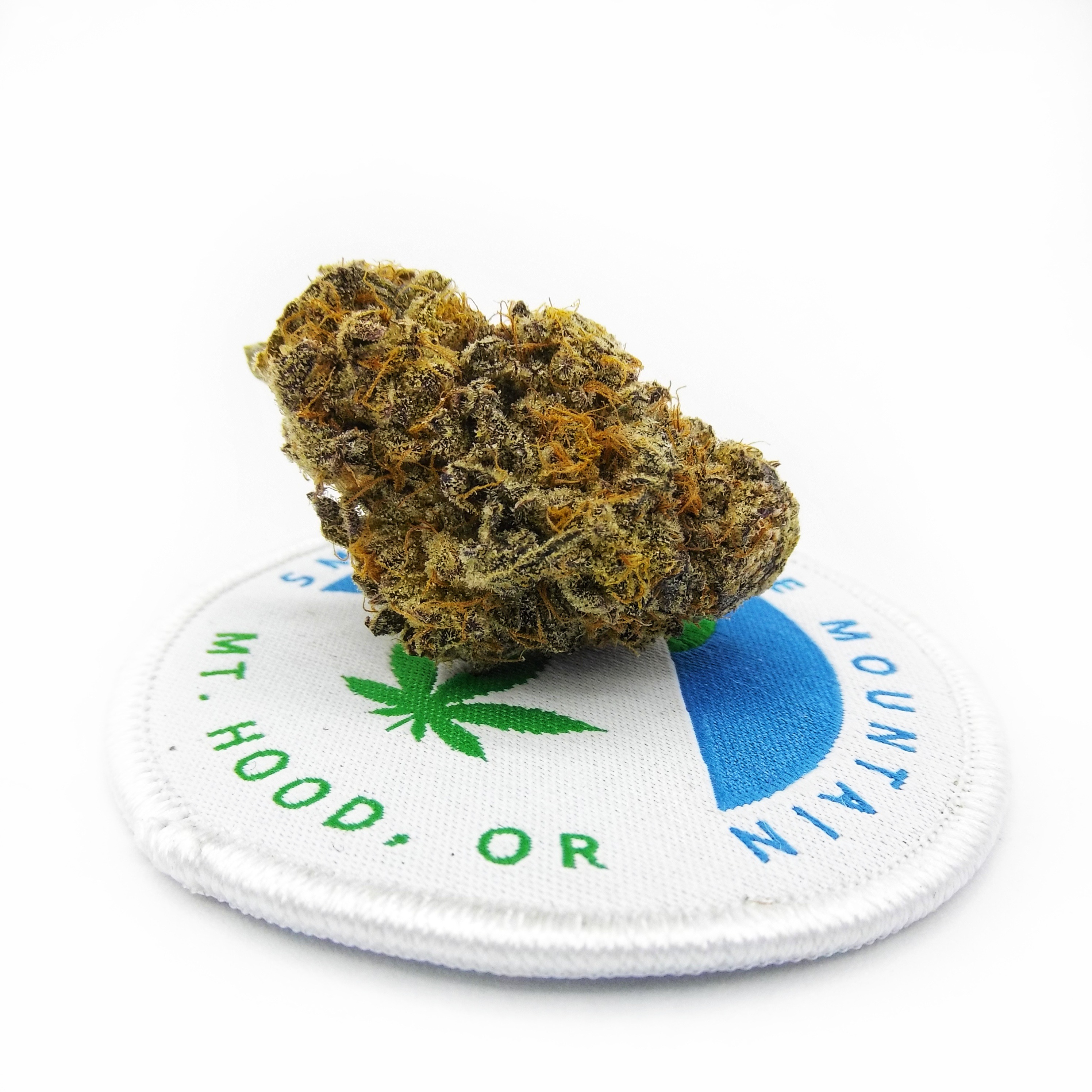 Photograph of product: Happy Hour Hybrid Flower