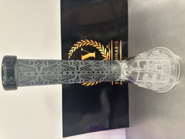 Photograph of product: 15 inch Esigo Slyme Beaker Black Waterpipe