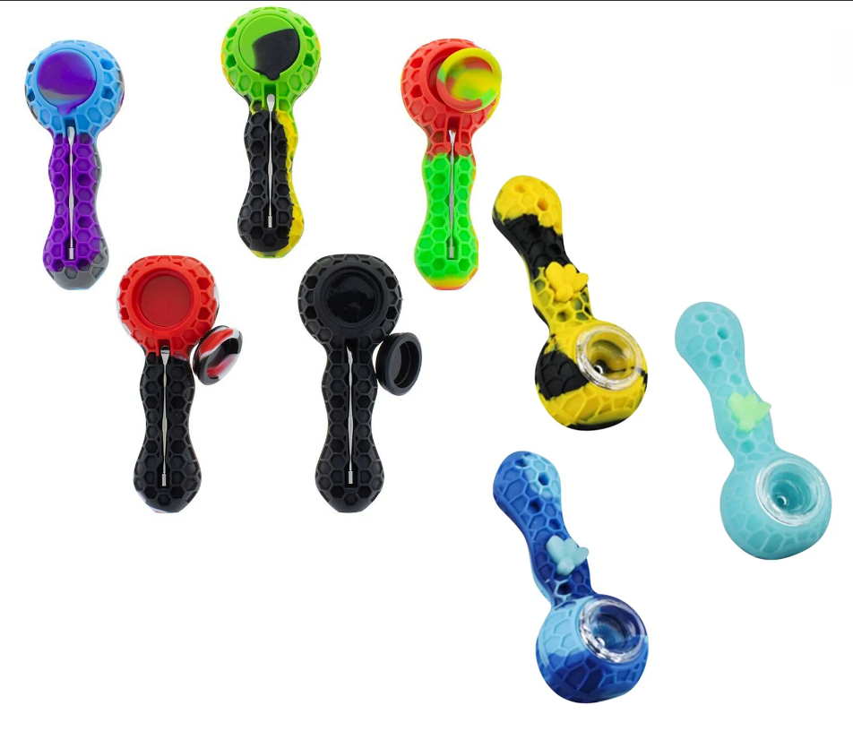Photograph of product: Silicone Bowl | w/ Dabber