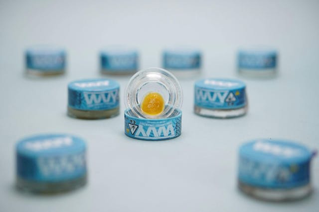 Photograph of product: Strawnana Mac | 1g Budder