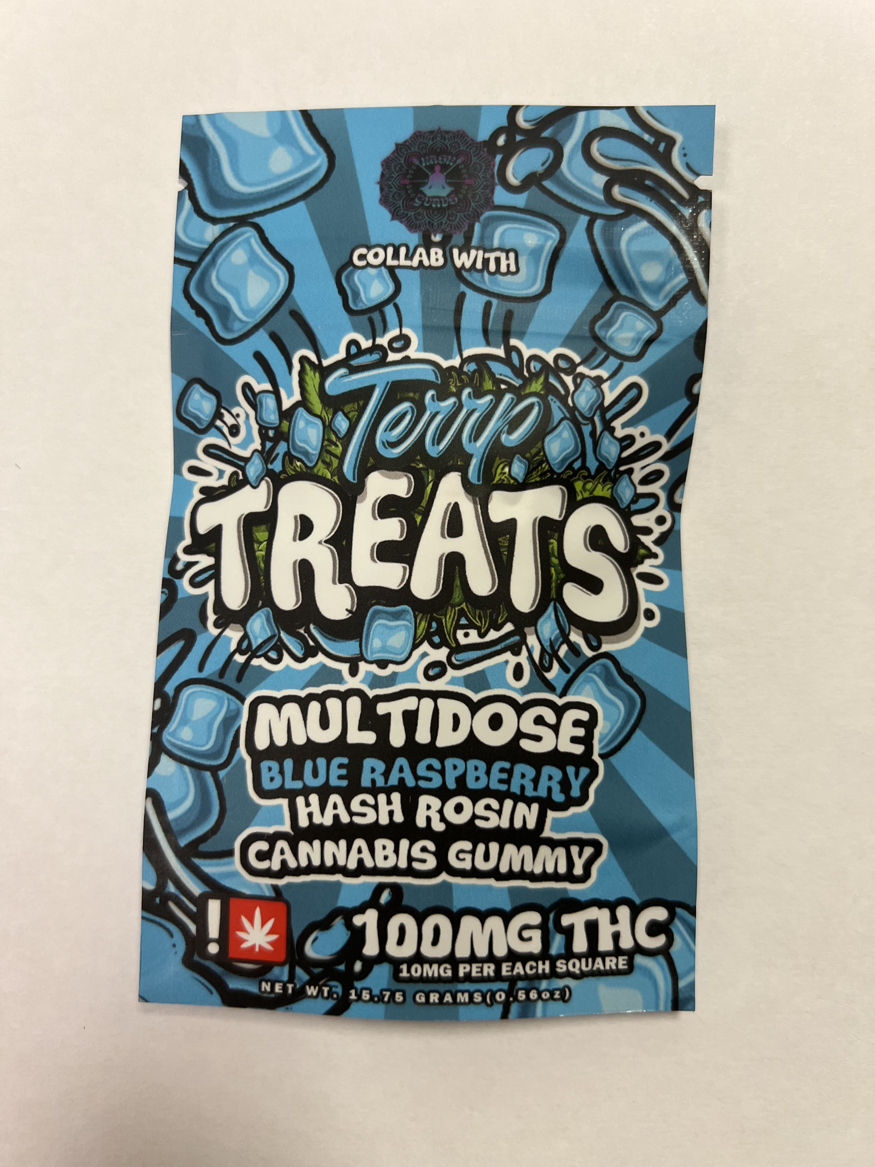 Photograph of product: Terrp Treats au chocolat Rosin Gummy: Blue Raspberry