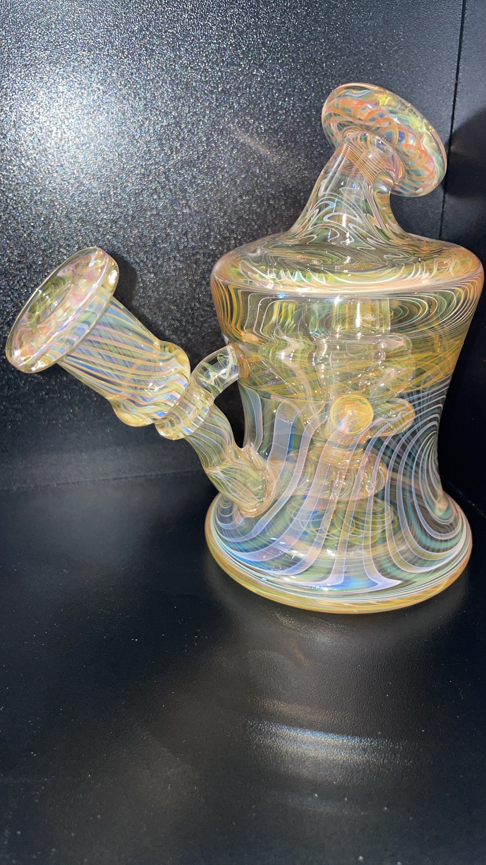 Photograph of product: Full Spec Glass - Fume Splash (14mm) Mini Rig