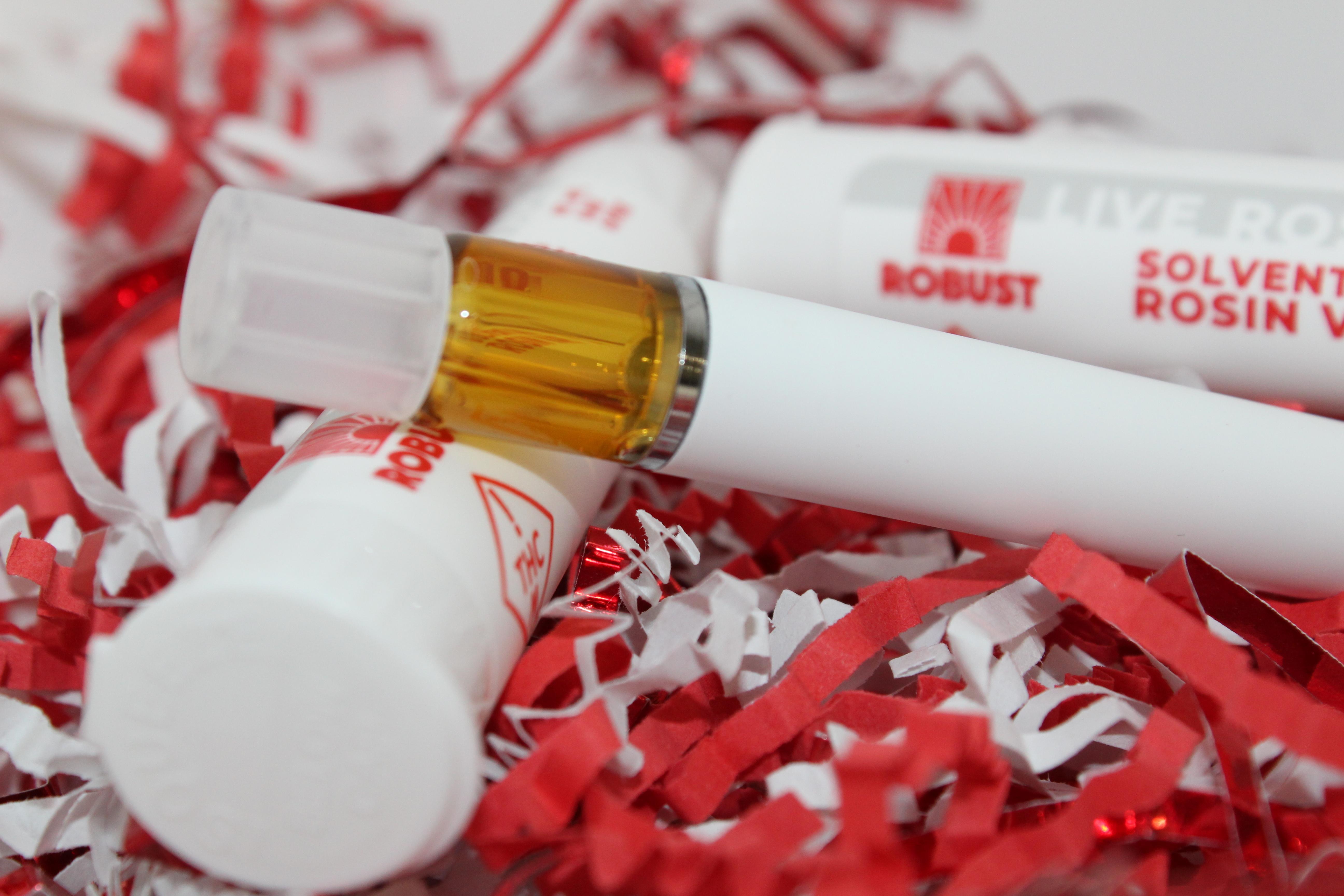 Photograph of product: Gush Mints .5g Live Rosin Disposable Vape - 70/30 Oui'd Hybrid - Robust