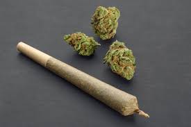 Photograph of product: Rocket Sticks Sour Garlic Cookies 1g Pre Roll